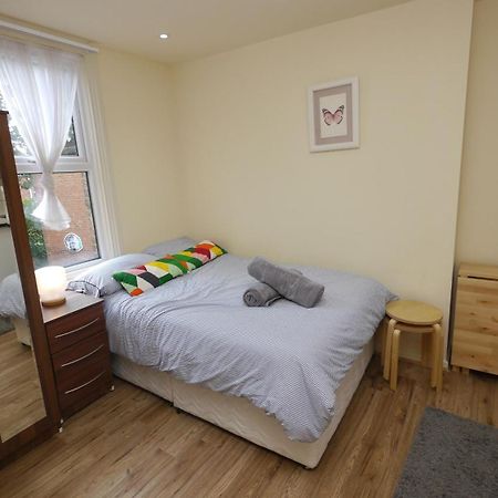 Studio 20 Ash Lejlighedshotel London Eksteriør billede